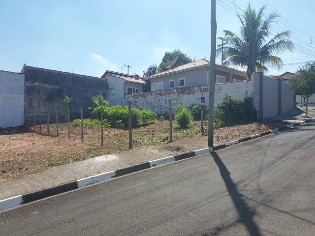 #TerSP 003 - Área para Venda em São Pedro - SP - 1